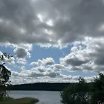 Nad Brzegiem- 20m Od Jeziora * Wiele
