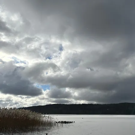 Nad Brzegiem- 20m Od Jeziora Prázdninový dům