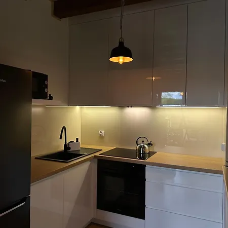 Nad Brzegiem- 20m Od Jeziora * Wiele