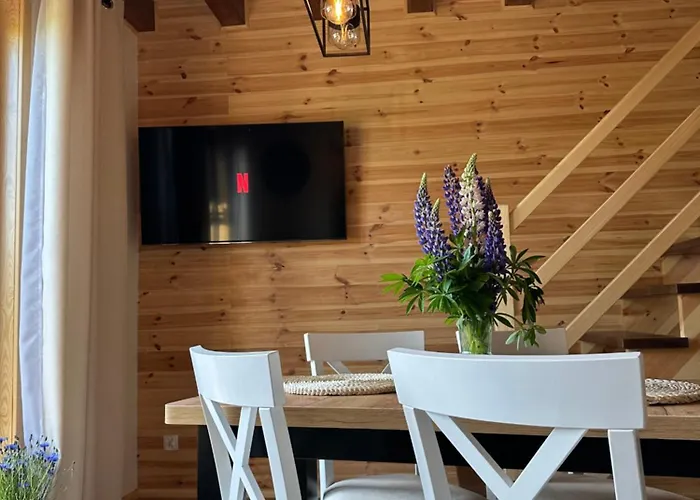 Nad Brzegiem- 20m Od Jeziora Prázdninový dům Wiele